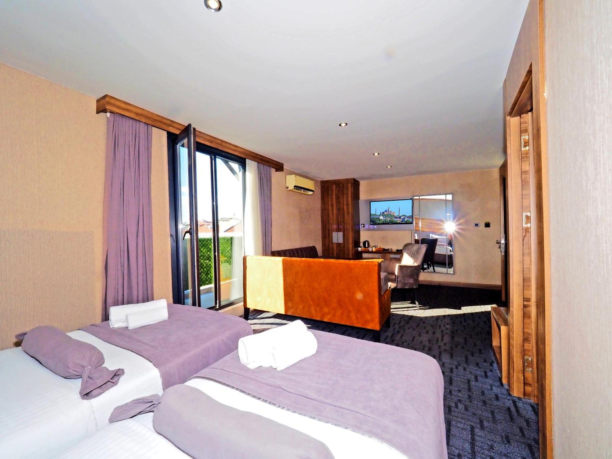Hotel House 2*