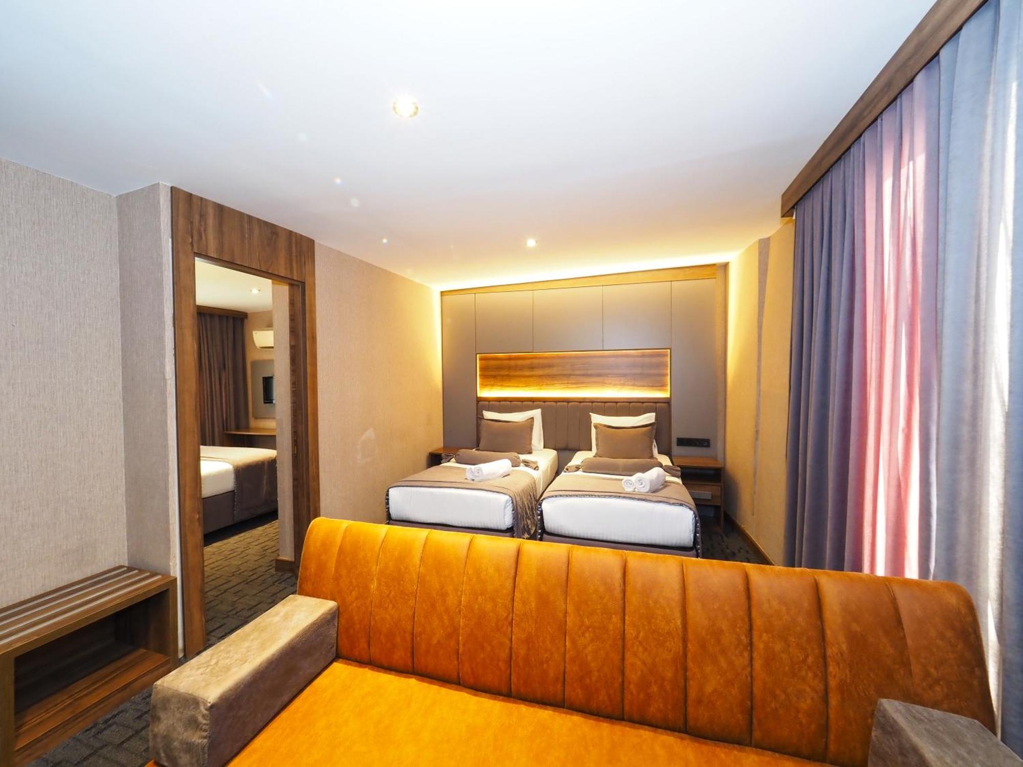 House Hotel